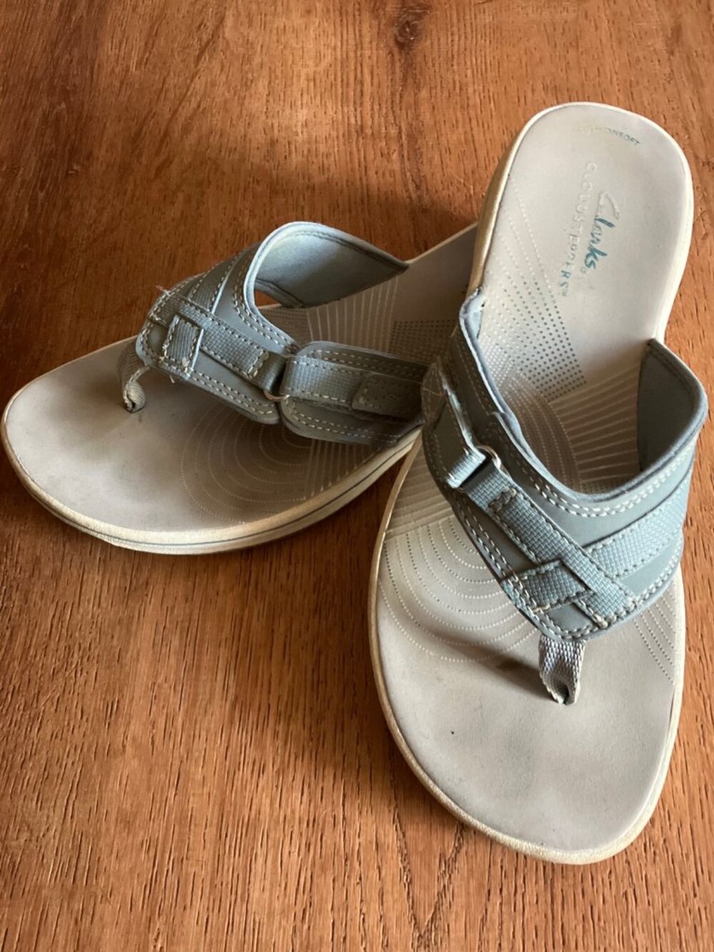 Clarks "Cloud Steppers" Sandals/Flipflops Breeze Sea with Box Sz 7M Blue/Gray